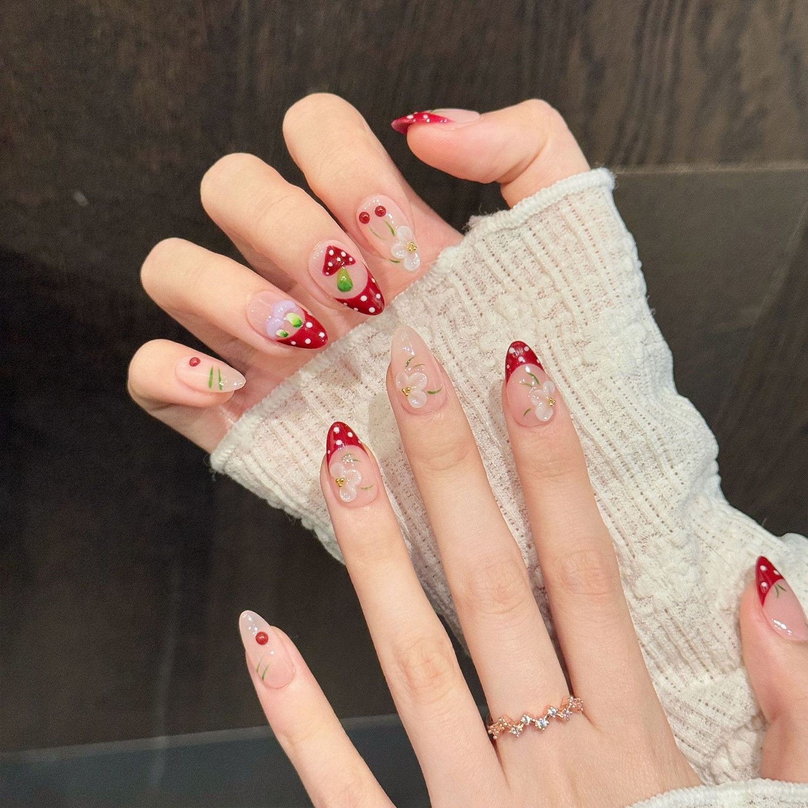 10Pcs Red White Polka Dot Desi - Nail Art Aesthetic recensie en prijs