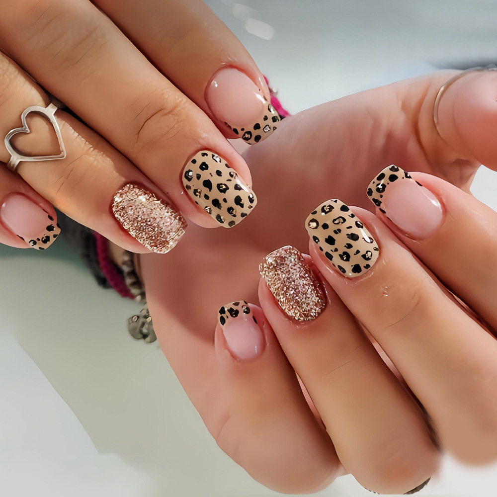 Short long fake nails for wome - Nail Art Aesthetic recensie en prijs