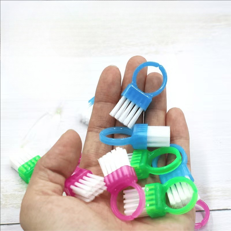 Pack of 4, random color dopami - Nail Fan Brush recensie en prijs