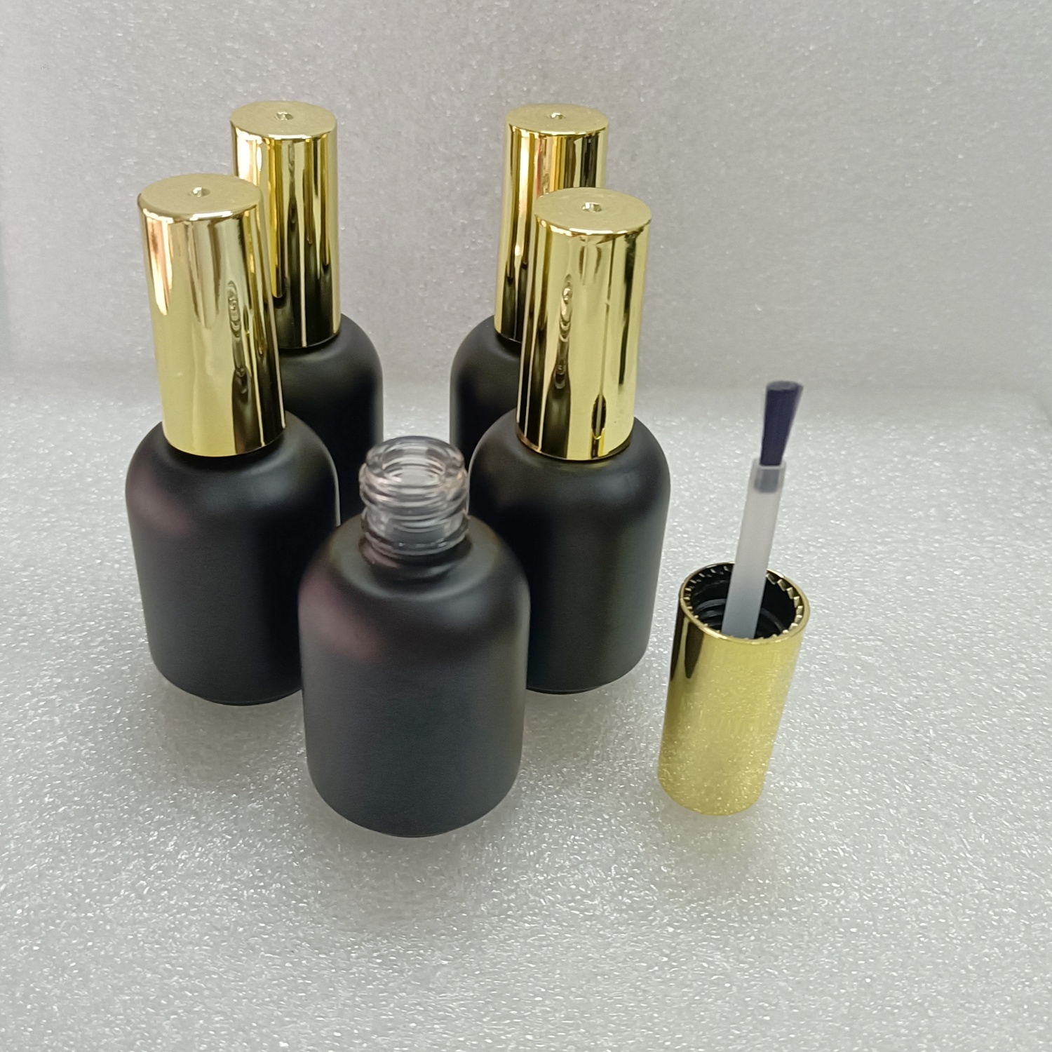 20ML 5 pieces Empty Black glas - Nail Fan Brush recensie en prijs